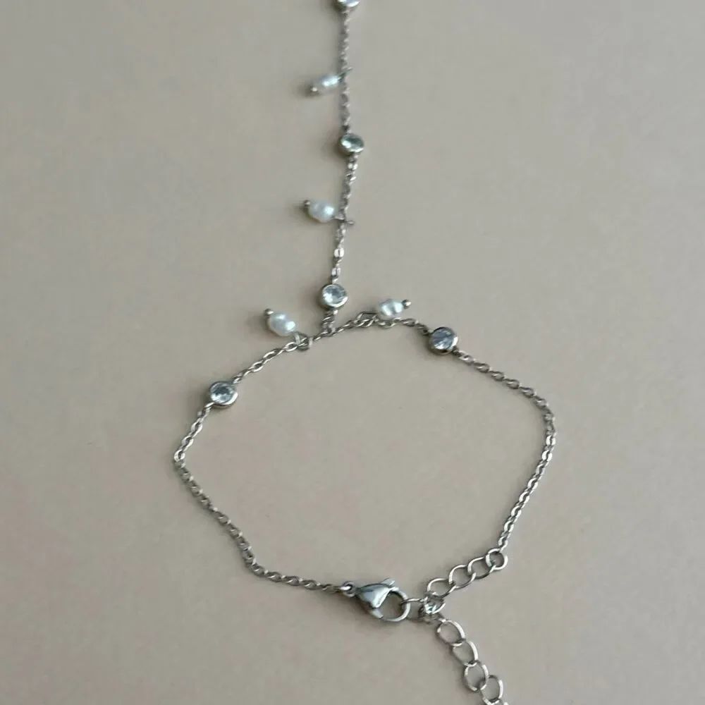 pearl crystal hand chain D106 - Picture 4 of 7